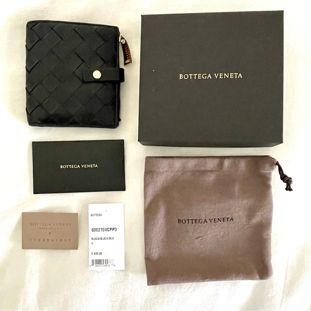 Bottega Veneta Intreciato Leather French Wallet